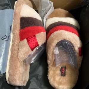 UGG Fluff You Stripes Slippers/Slides Color:Chestnut Multi Size M8/W9